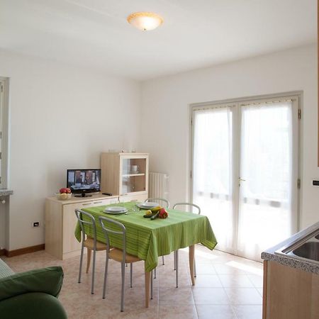 Residence Villa Aranci Limone sul Garda Exterior photo
