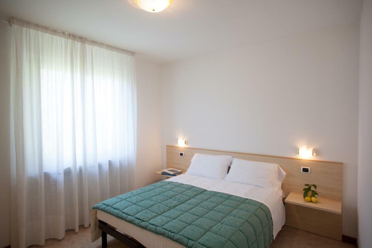 Residence Villa Aranci Limone sul Garda Exterior photo